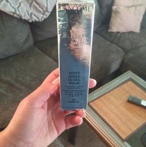 NIB Lancome tinted moisturizer foundation in suede